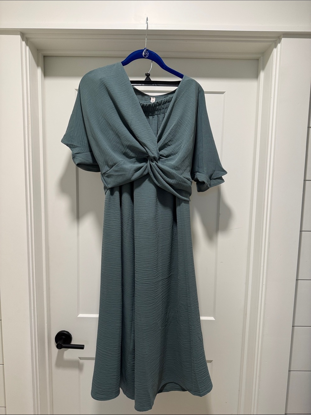 Zenana Outfitters Women’s 2 piece set in sage green. Size Medium Brand New - Picture 2 of 14